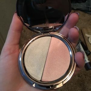 Girlactik skin glow in Moonlight